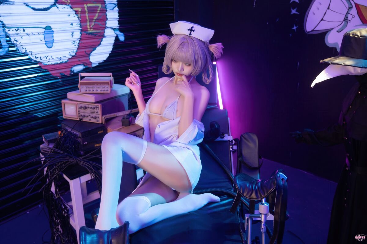 Coser@ Qiqi, Be Good - Song of the Night: Nurse Uniform Xiao Qian Part 02 (51P) Coser@ Qiqi, Be Good - Song of the Night: Nurse Uniform Xiao Qian Part 02 (51P)