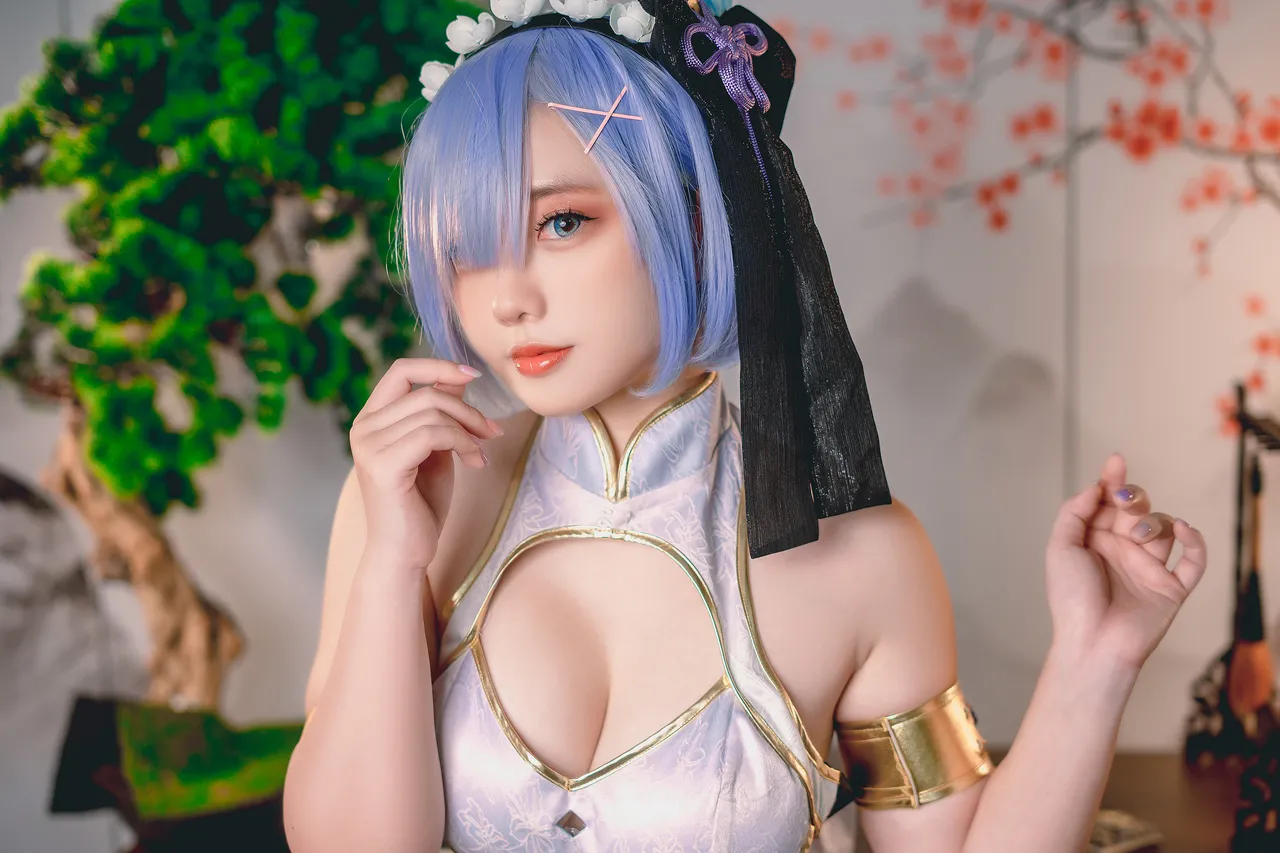 Messie Huang - Rem Messie Huang - Rem