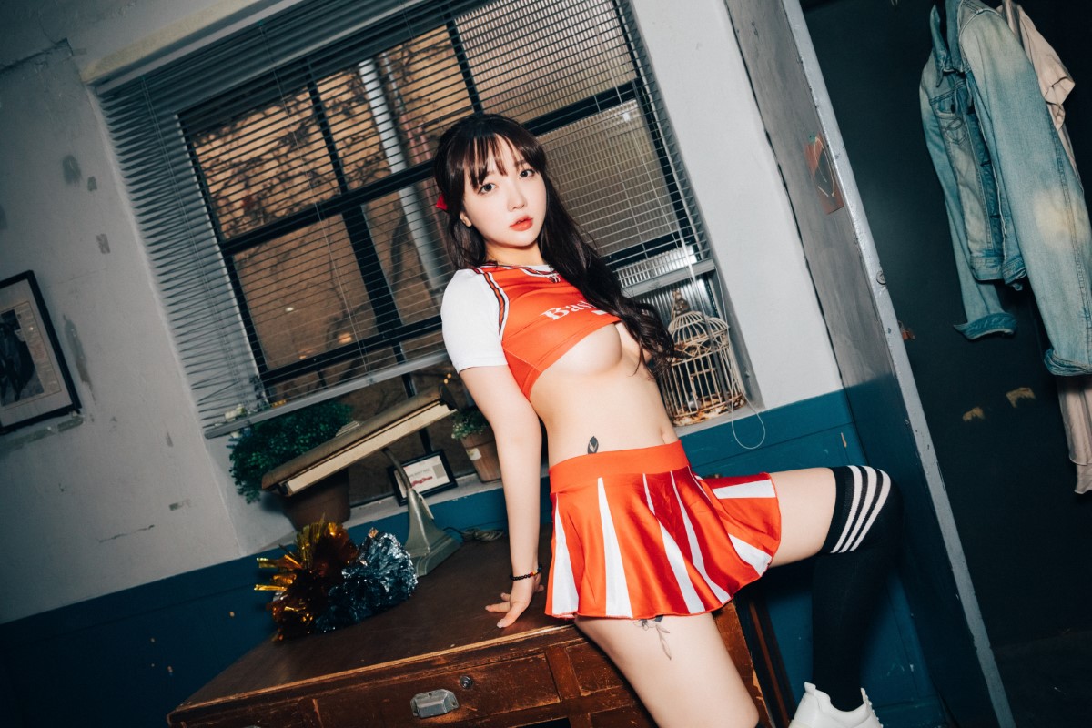 Loozy Son Ye-Eun 손예은 - Cheer Up Loozy Son Ye-Eun 손예은 - Cheer Up