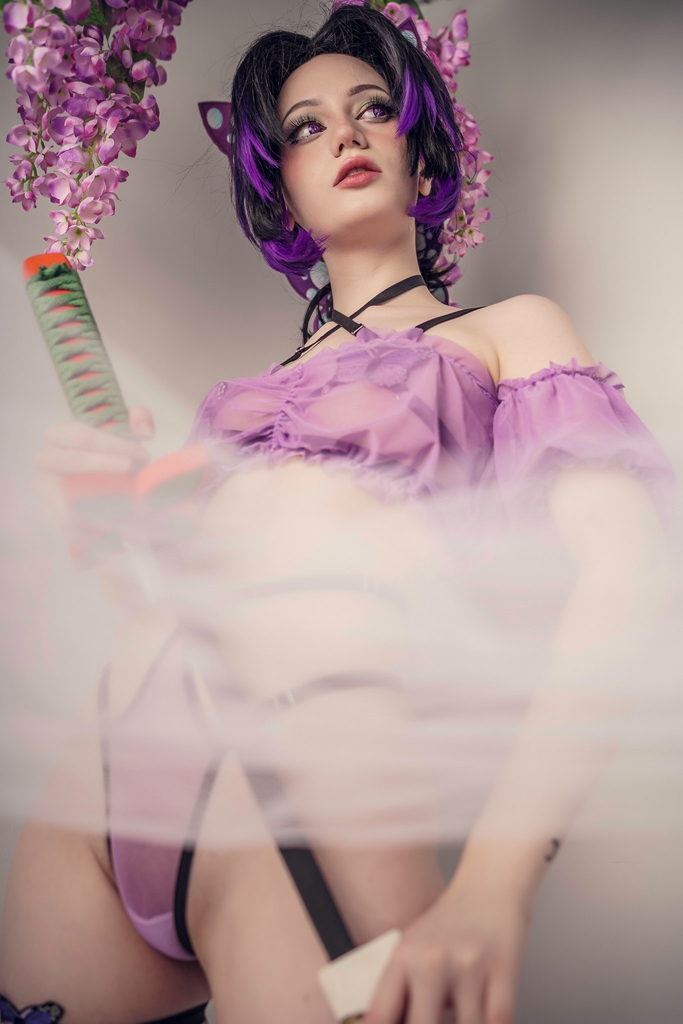 Moondays – Shinobu Kocho Moondays – Shinobu Kocho