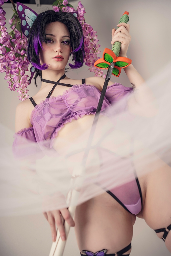 Moondays – Shinobu Kocho Moondays – Shinobu Kocho