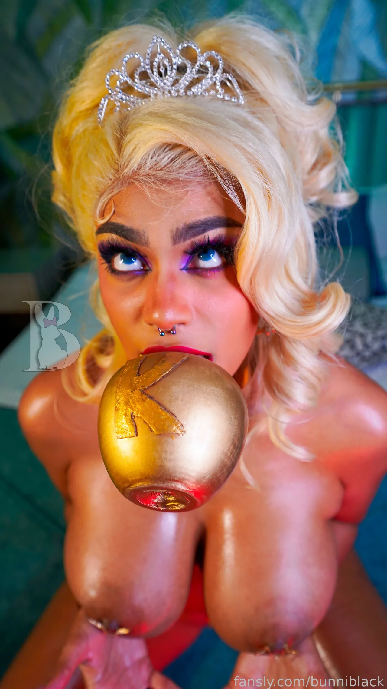 BunniBlack - Eris goddess of chaos BunniBlack - Eris goddess of chaos