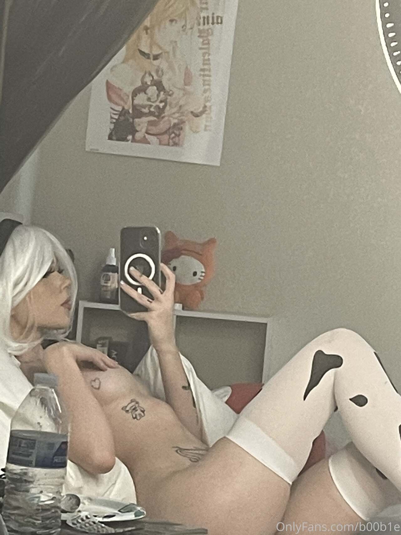 B00b1e - 2B B00b1e - 2B