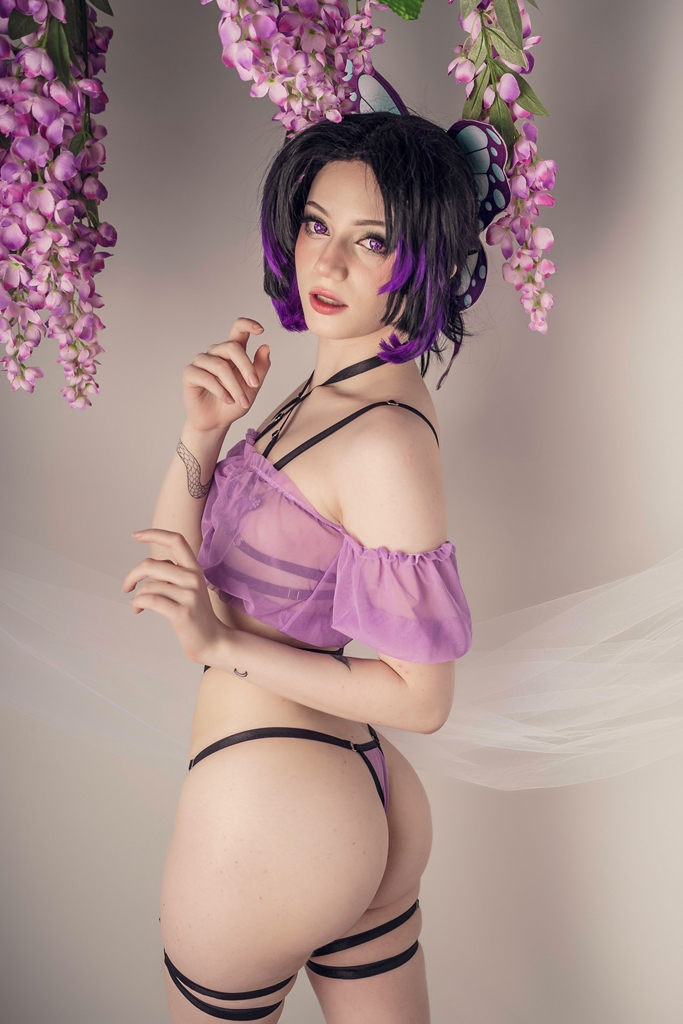 Moondays – Shinobu Kocho Moondays – Shinobu Kocho