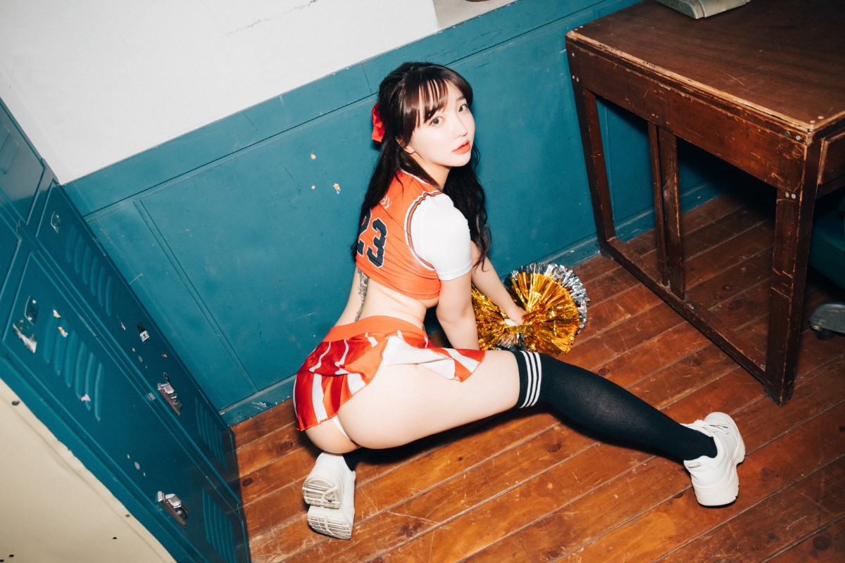 Loozy Son Ye-Eun 손예은 - Cheer Up Loozy Son Ye-Eun 손예은 - Cheer Up