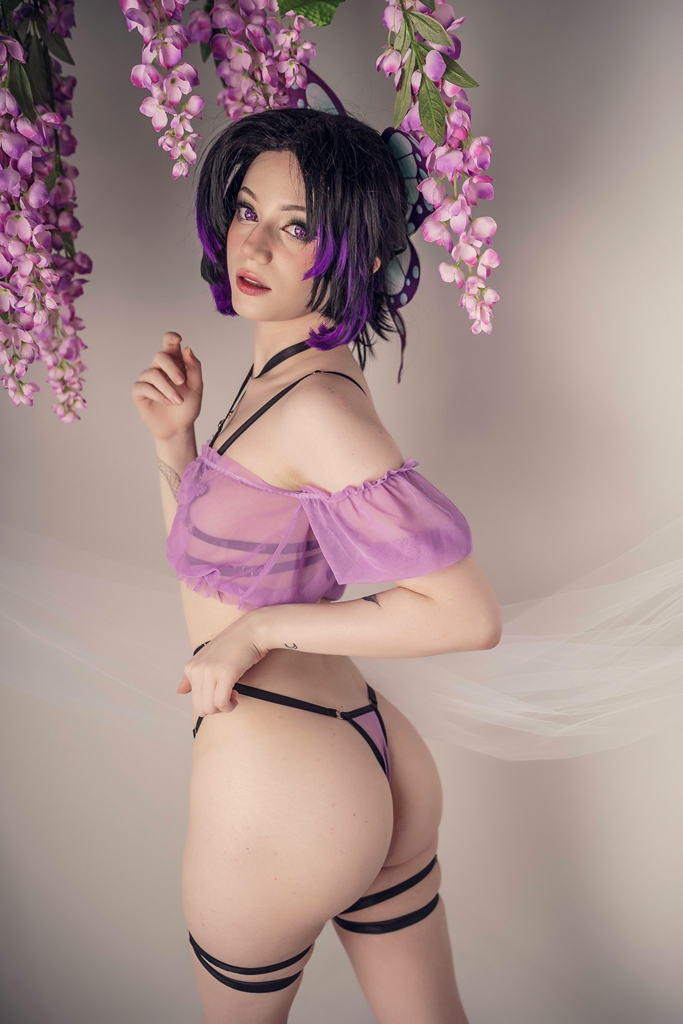 Moondays – Shinobu Kocho Moondays – Shinobu Kocho