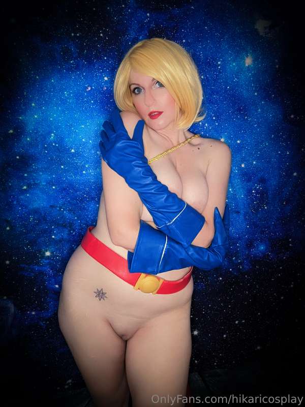 Hikari Cosplay - Power Girl Hikari Cosplay - Power Girl