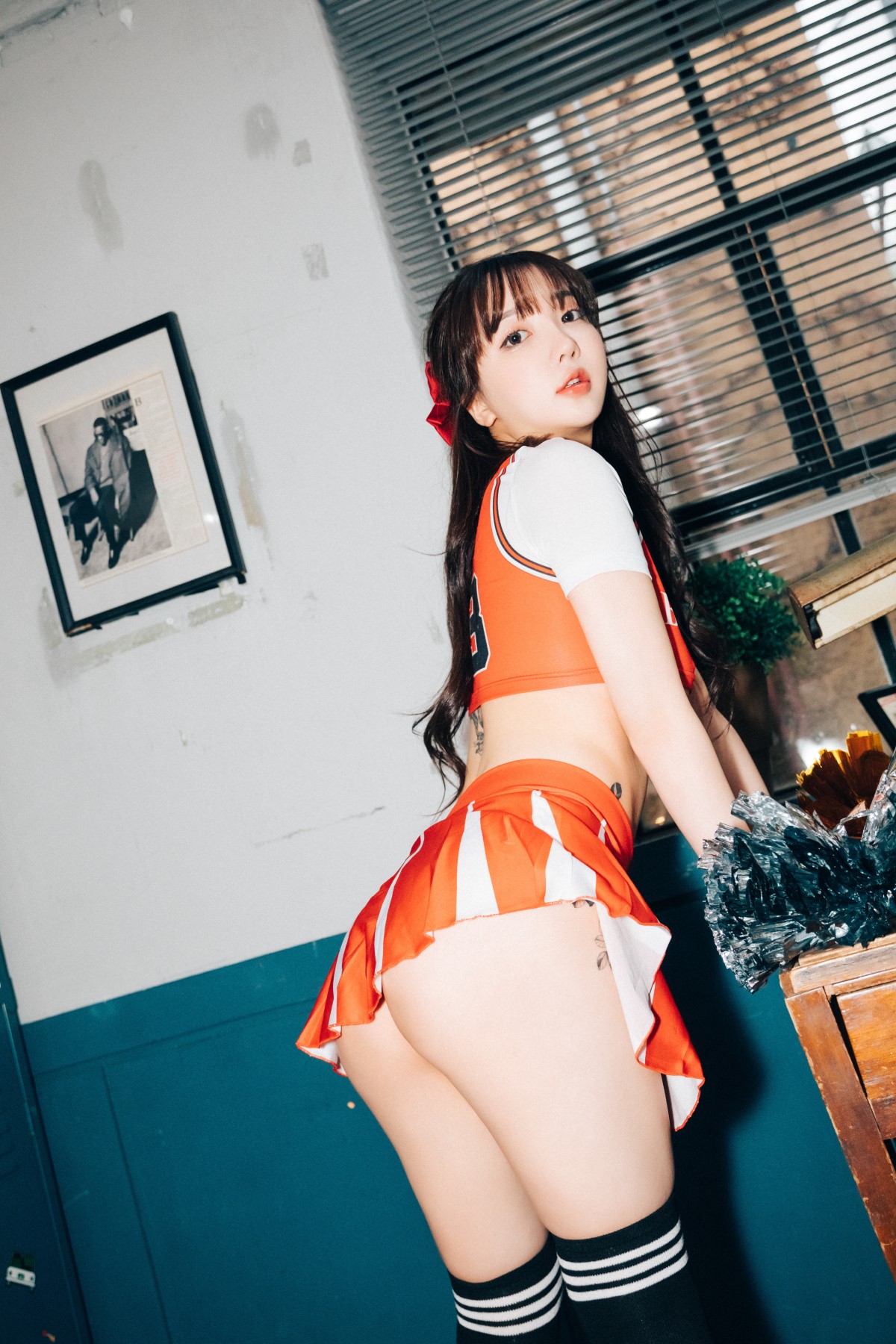 Loozy Son Ye-Eun 손예은 - Cheer Up Loozy Son Ye-Eun 손예은 - Cheer Up
