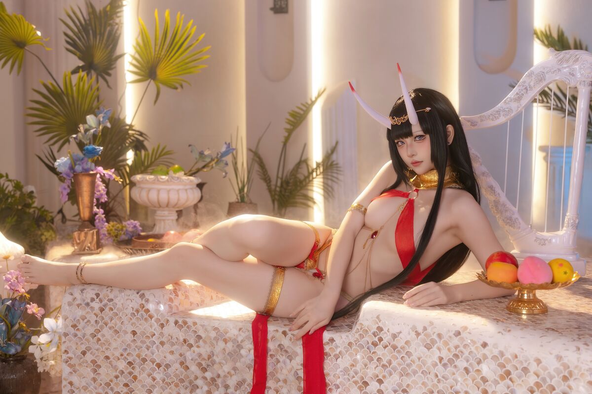 Coser@ Yuyu - Azur Lane Noshiro Red Veil Bath Shadow (81P) Coser@ Yuyu - Azur Lane Noshiro Red Veil Bath Shadow (81P)