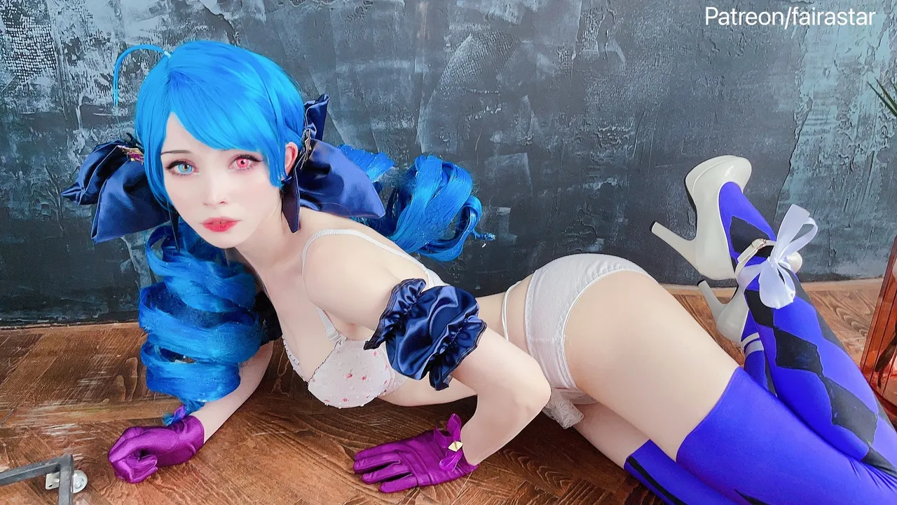 Faira Star - Gwen Faira Star - Gwen