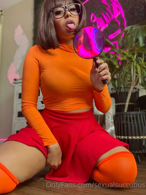Sexual Sucubus - Velma Sexual Sucubus - Velma