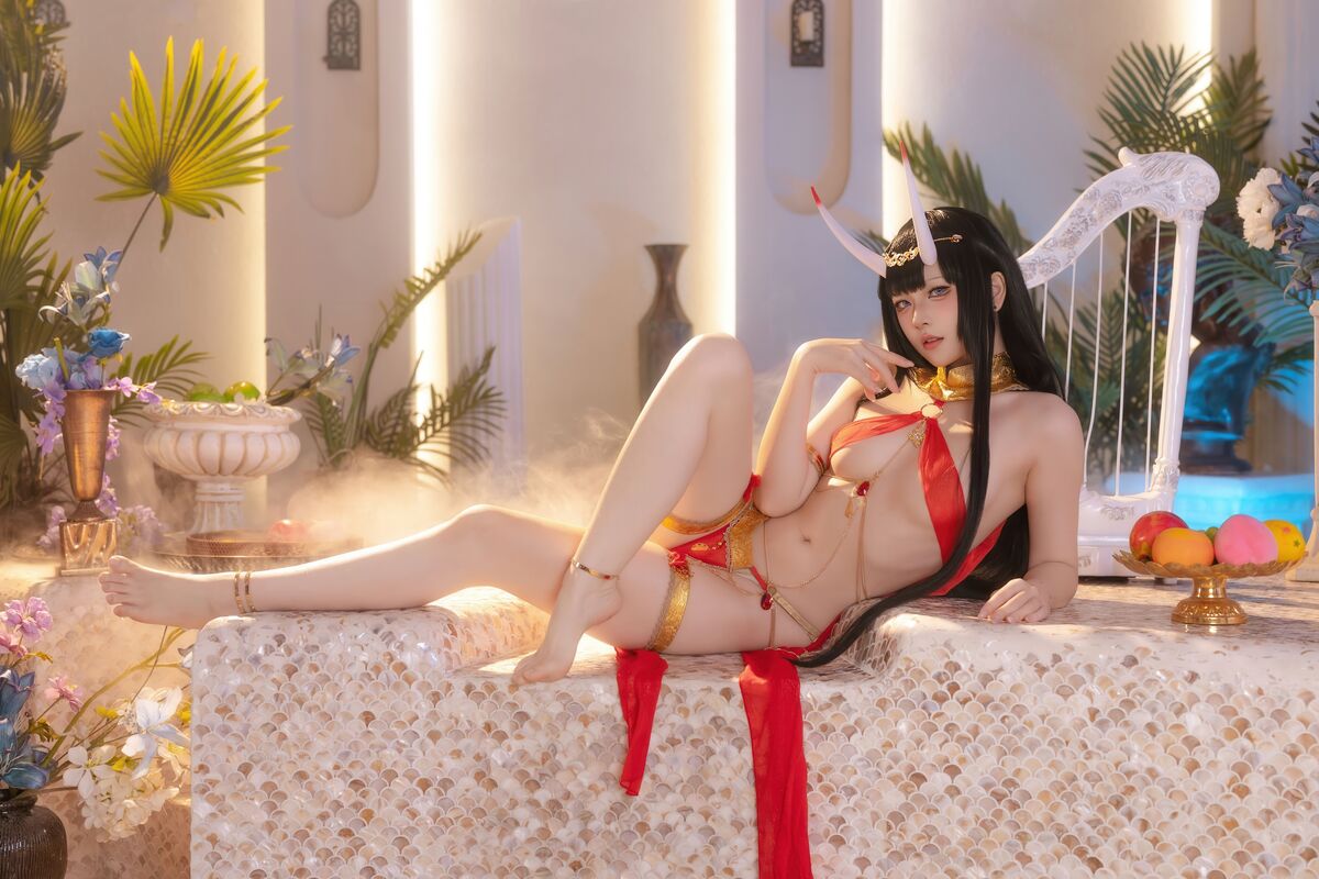 Coser@ Yuyu - Azur Lane Noshiro Red Veil Bath Shadow (81P) Coser@ Yuyu - Azur Lane Noshiro Red Veil Bath Shadow (81P)