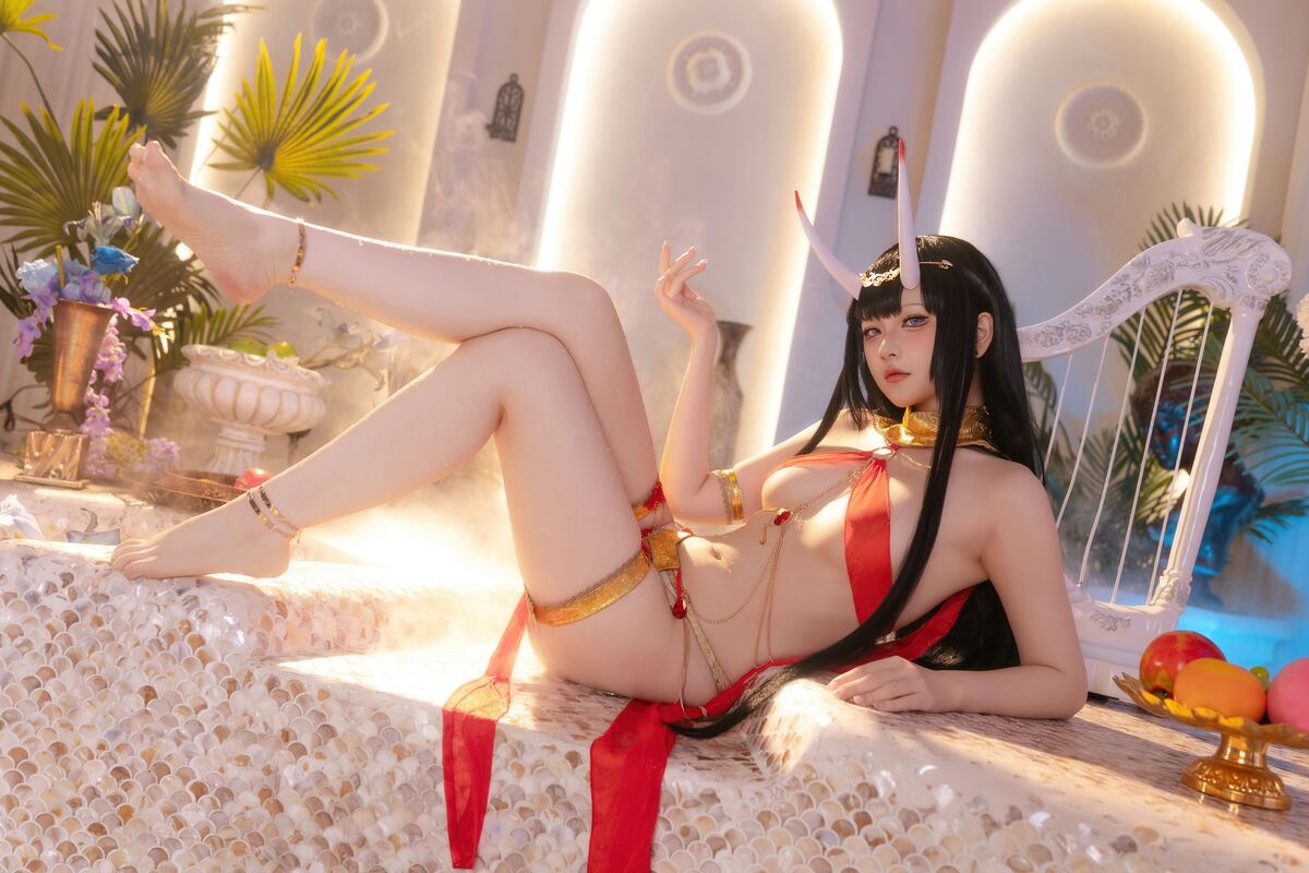 Coser@ Yuyu - Azur Lane Noshiro Red Veil Bath Shadow (81P) Coser@ Yuyu - Azur Lane Noshiro Red Veil Bath Shadow (81P)