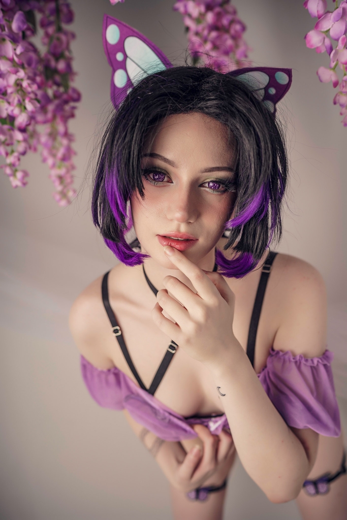 Moondays – Shinobu Kocho Moondays – Shinobu Kocho