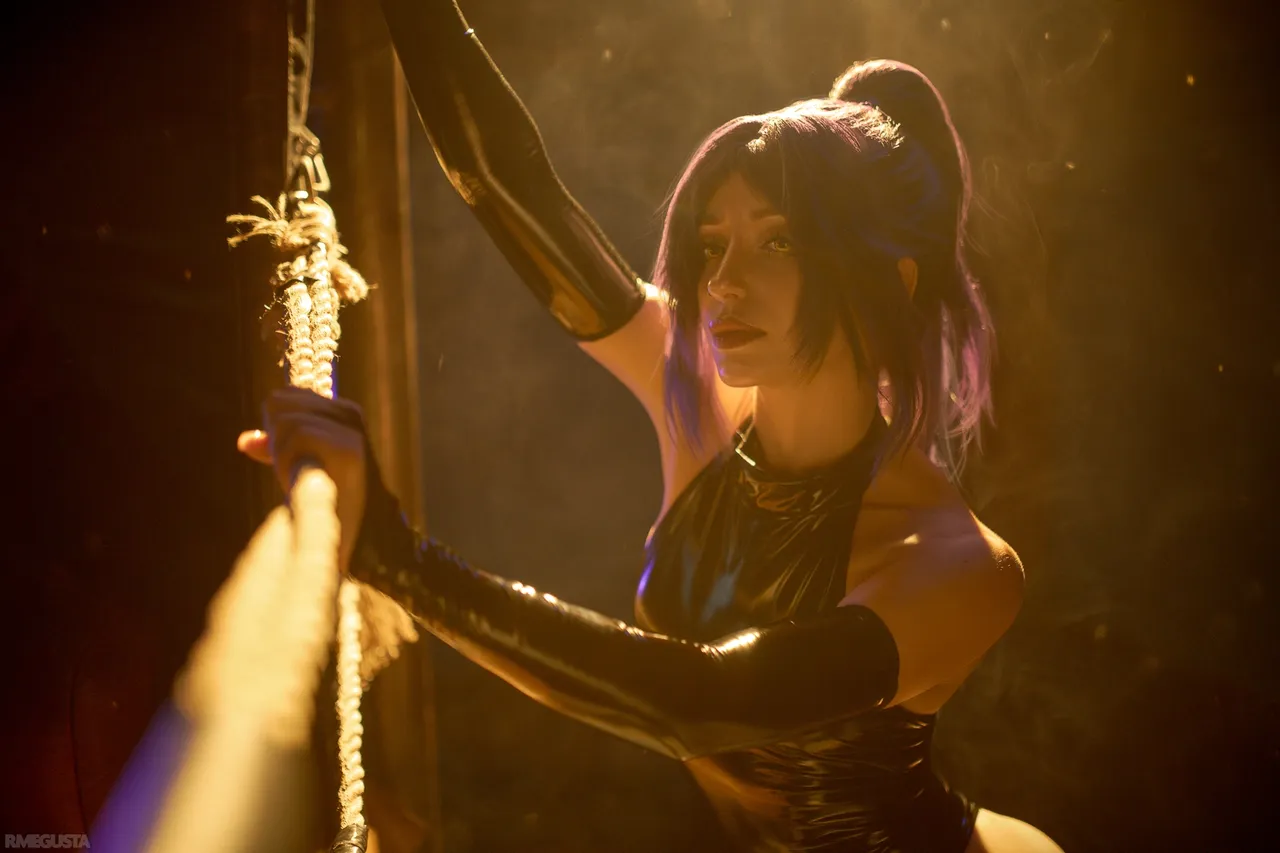 fitnesskunoichi - Yoruichi Shihōin fitnesskunoichi - Yoruichi Shihōin