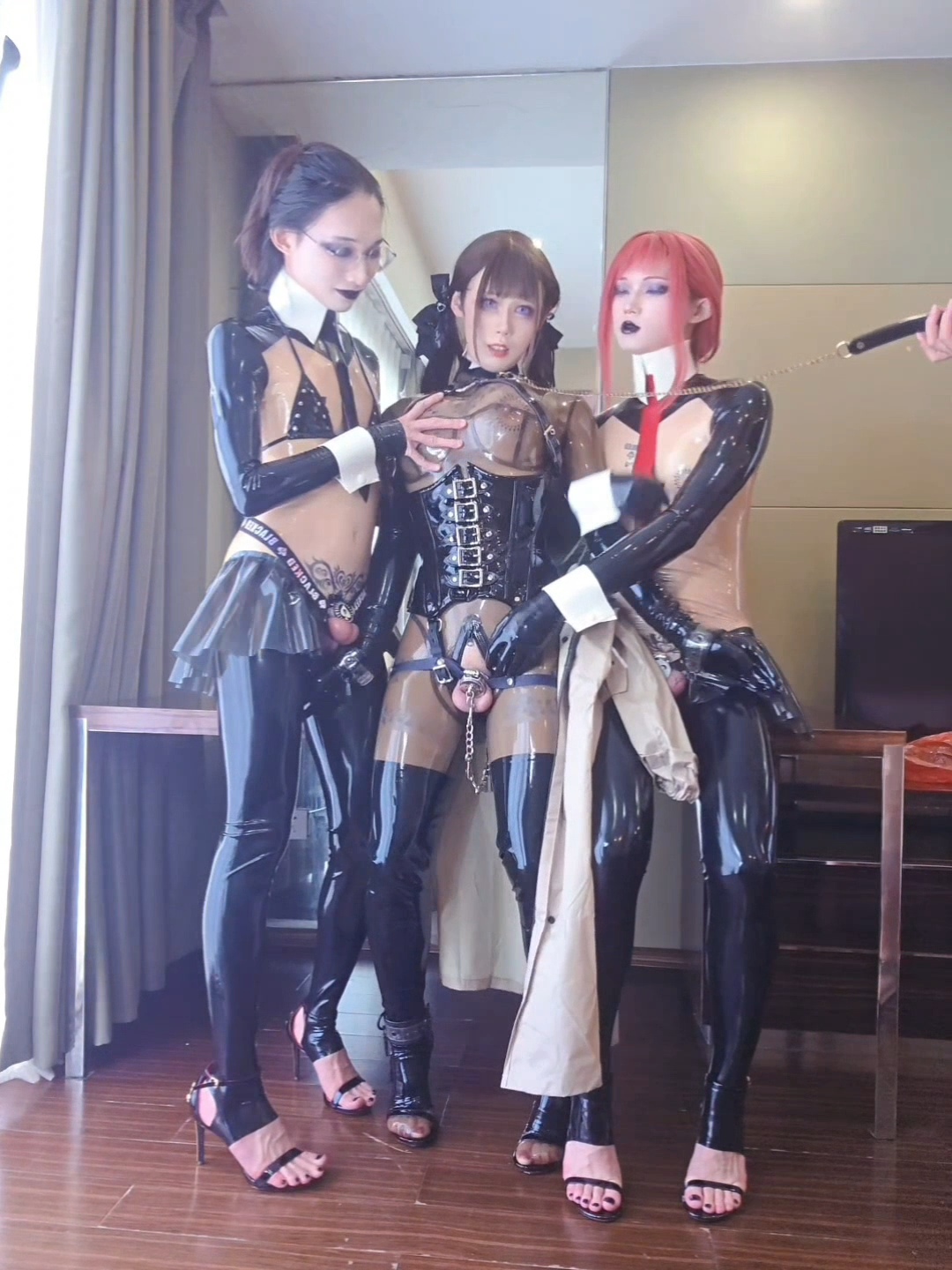 Veritablezx22 - Latex Makima Veritablezx22 - Latex Makima