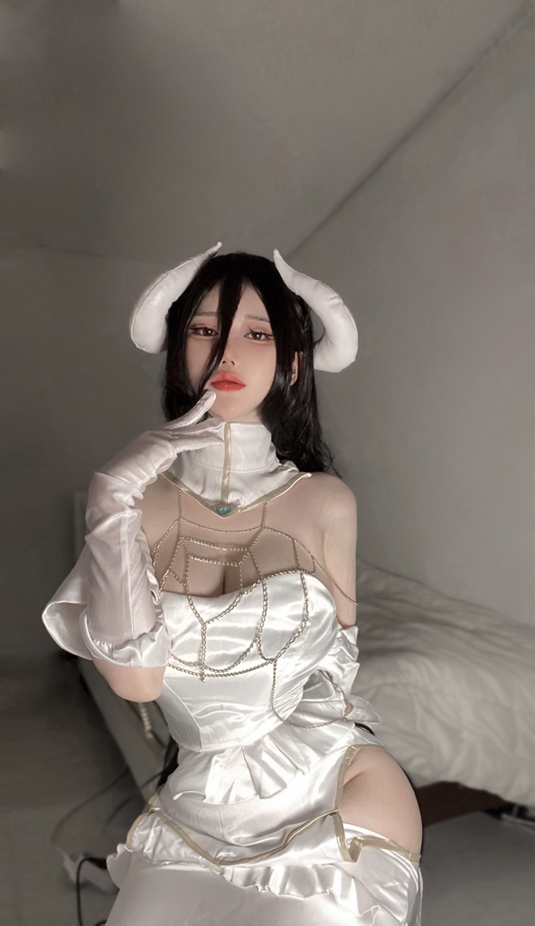 Evawish – Albedo Evawish – Albedo