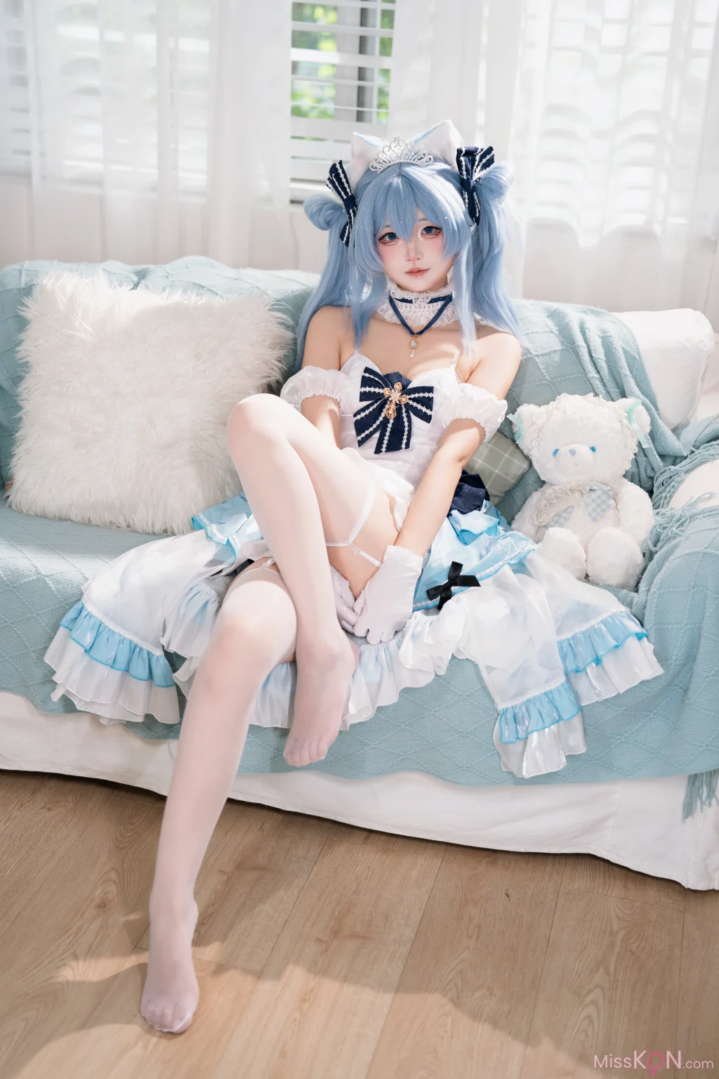 Coser@ Five Awakenings: Azur Lane - Cool Waves (12 photos) Coser@ Five Awakenings: Azur Lane - Cool Waves (12 photos)