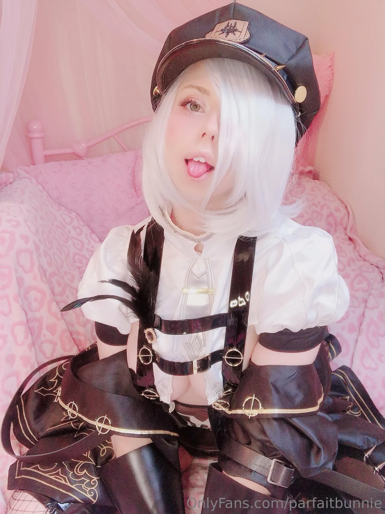 Parfait Bunnie - Officer 2B Parfait Bunnie - Officer 2B
