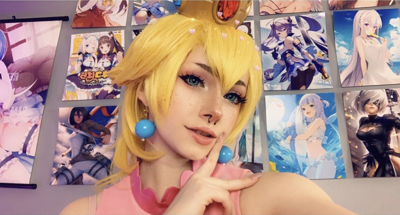 Toxicosplays - Tennis Peach Toxicosplays - Tennis Peach