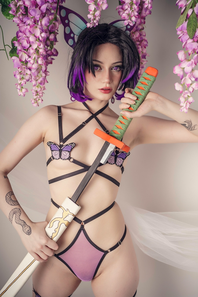 Moondays – Shinobu Kocho Moondays – Shinobu Kocho