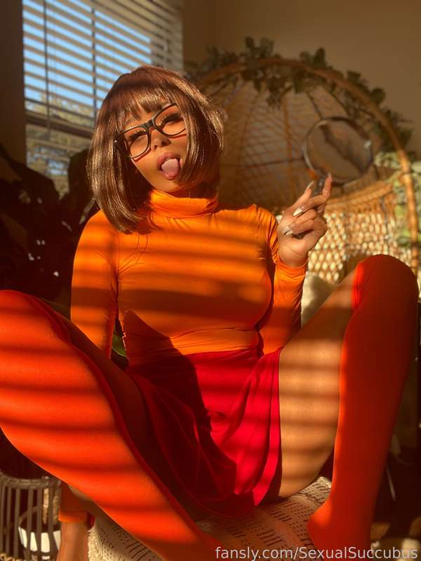 Sexual Sucubus - Velma Sexual Sucubus - Velma