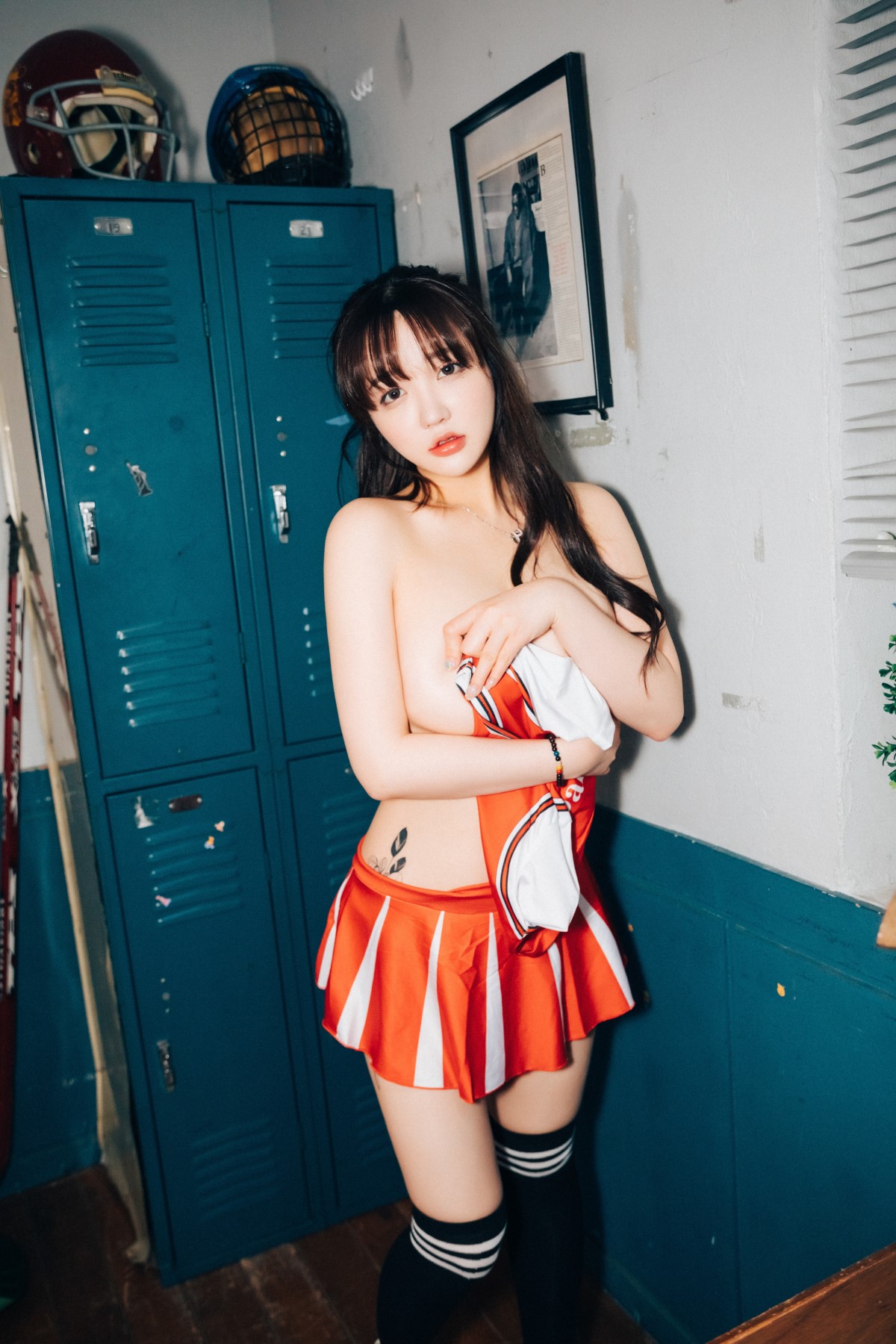 Loozy Son Ye-Eun 손예은 - Cheer Up Loozy Son Ye-Eun 손예은 - Cheer Up
