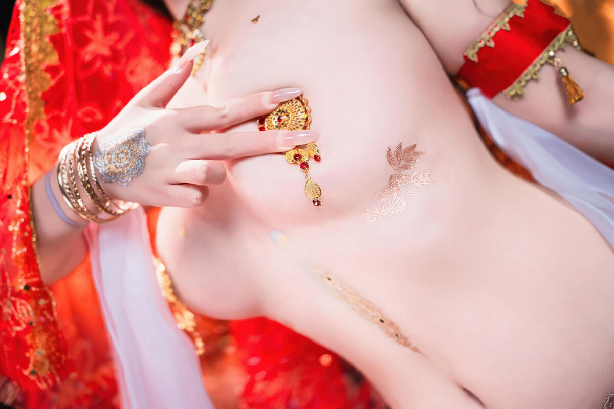 Coser@yuuhui Yuhui - Loulan Fantasy Part 02 (64P) Coser@yuuhui Yuhui - Loulan Fantasy Part 02 (64P)