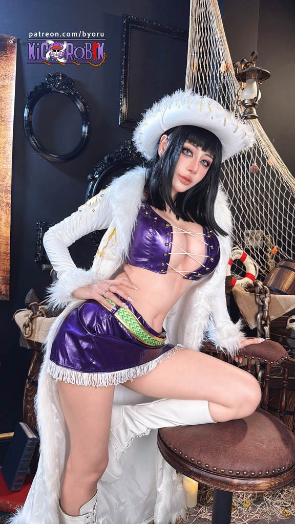 Byoru – Nico Robin Baroque Works 1 Byoru – Nico Robin Baroque Works 1