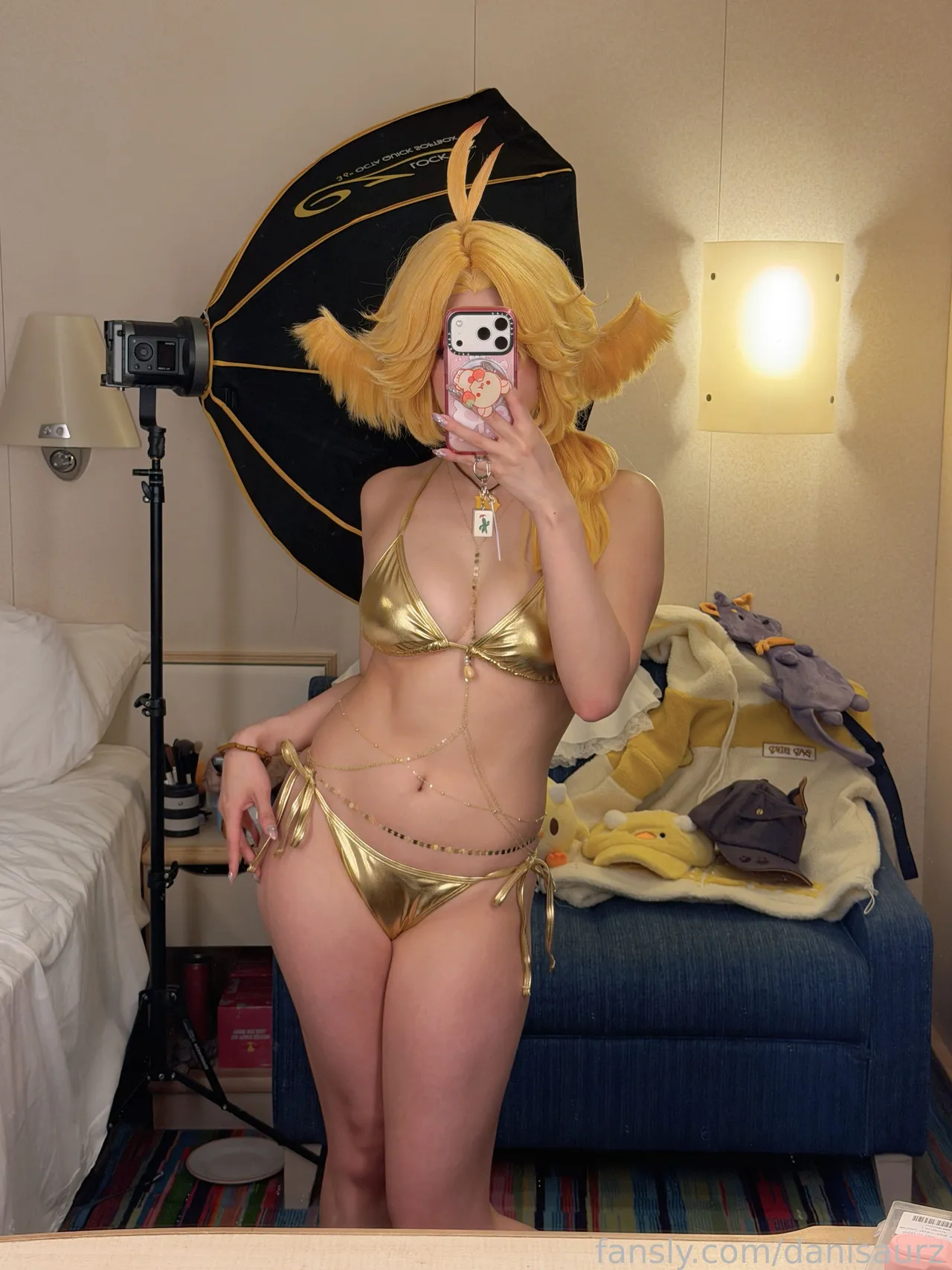 Danisaurz - Dokibird golden bikini Danisaurz - Dokibird golden bikini