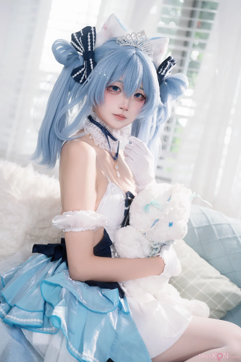 Coser@ Five Awakenings: Azur Lane - Cool Waves (12 photos) Coser@ Five Awakenings: Azur Lane - Cool Waves (12 photos)
