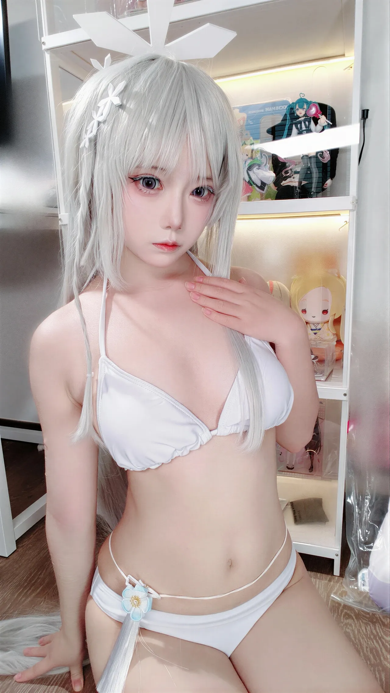 御子miko - Nagusa (Swimsuit) 御子miko - Nagusa (Swimsuit)