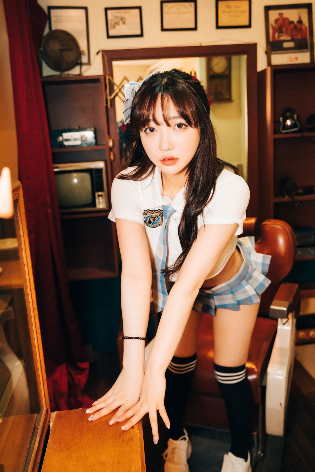 Loozy Son Ye-Eun 손예은 - Cheer Up Loozy Son Ye-Eun 손예은 - Cheer Up