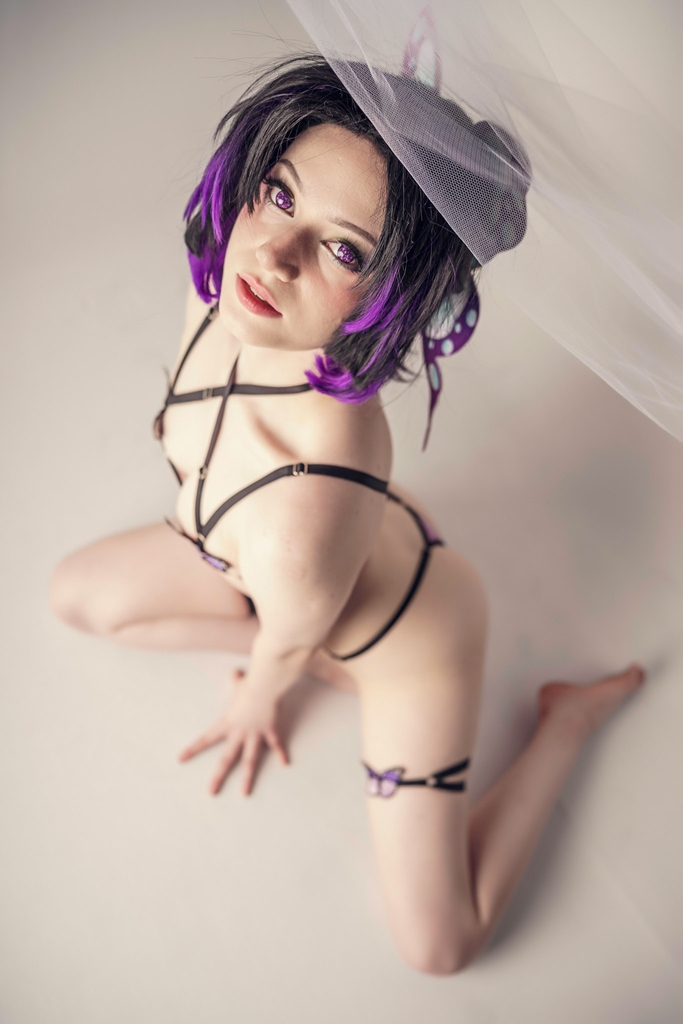Moondays – Shinobu Kocho Moondays – Shinobu Kocho