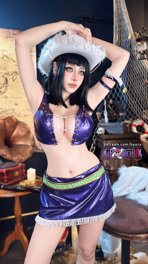Byoru – Nico Robin Baroque Works 1 Byoru – Nico Robin Baroque Works 1
