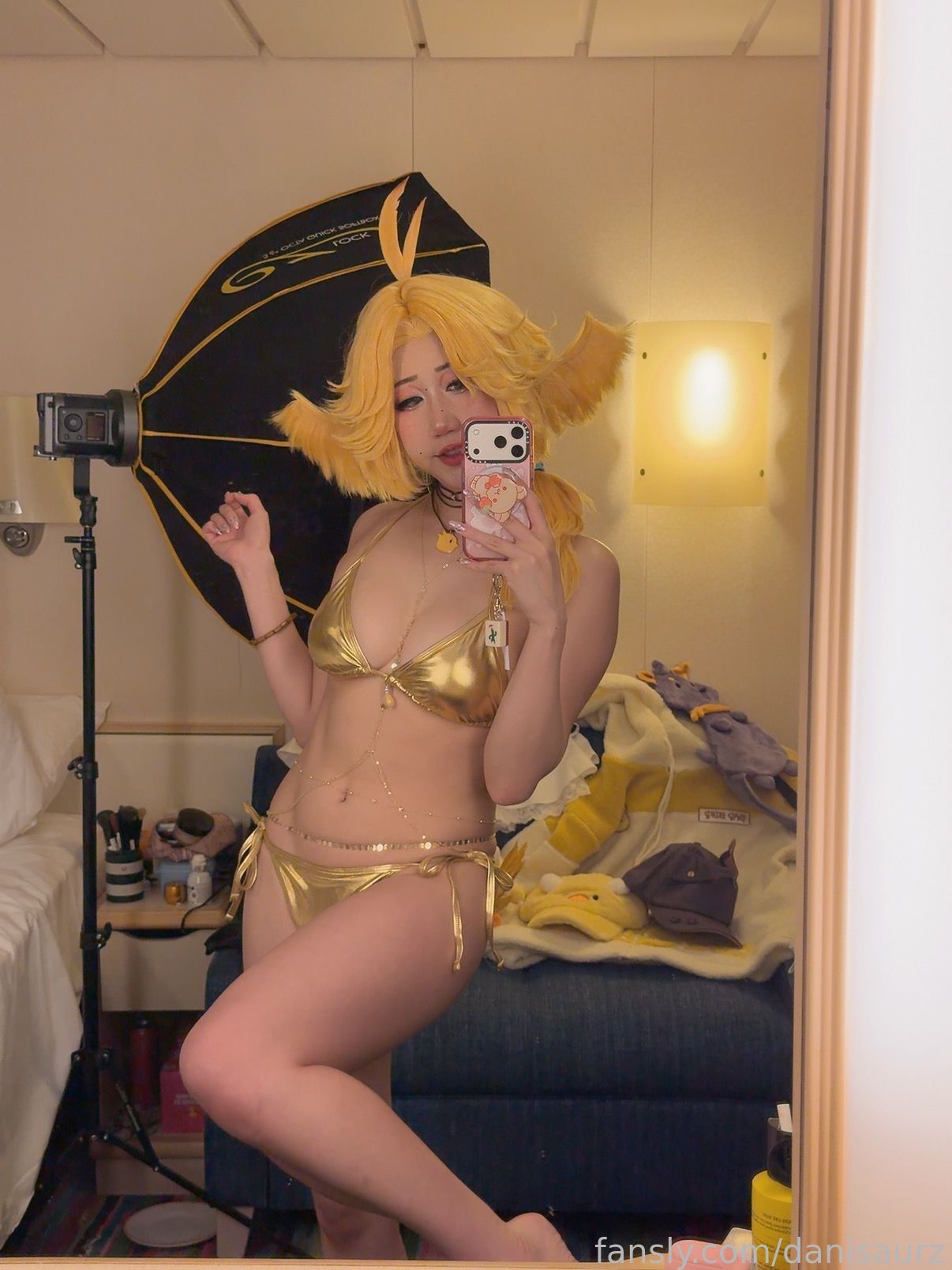 Danisaurz - Dokibird golden bikini Danisaurz - Dokibird golden bikini
