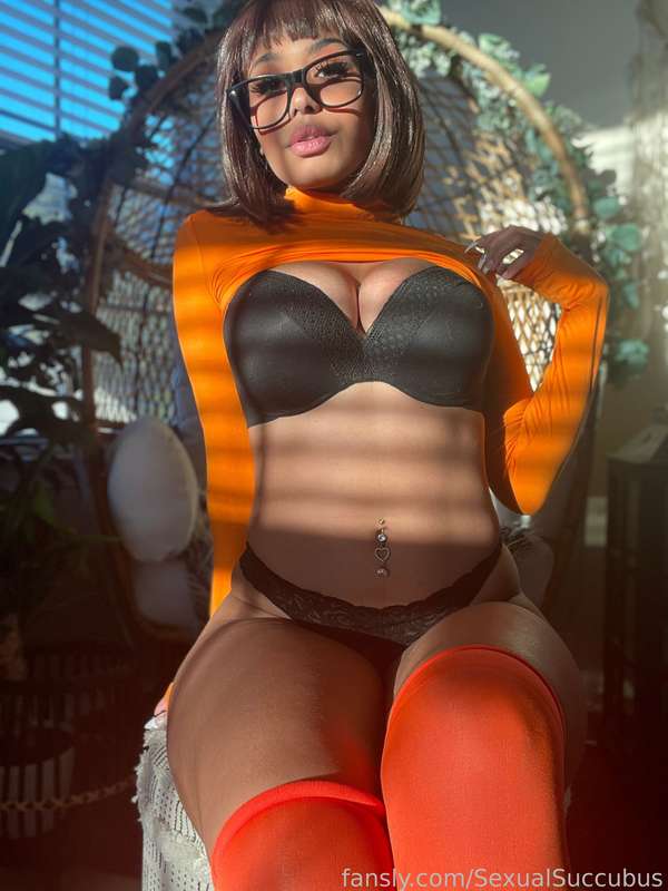 Sexual Sucubus - Velma Sexual Sucubus - Velma