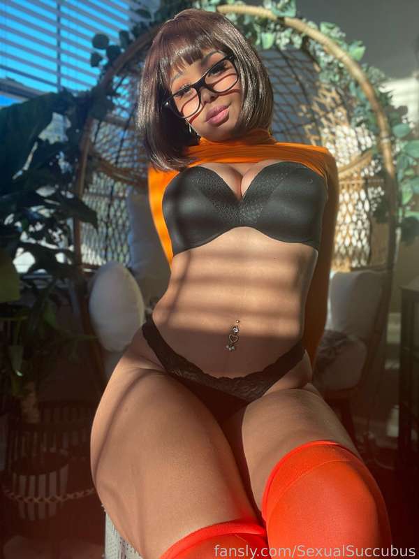 Sexual Sucubus - Velma Sexual Sucubus - Velma