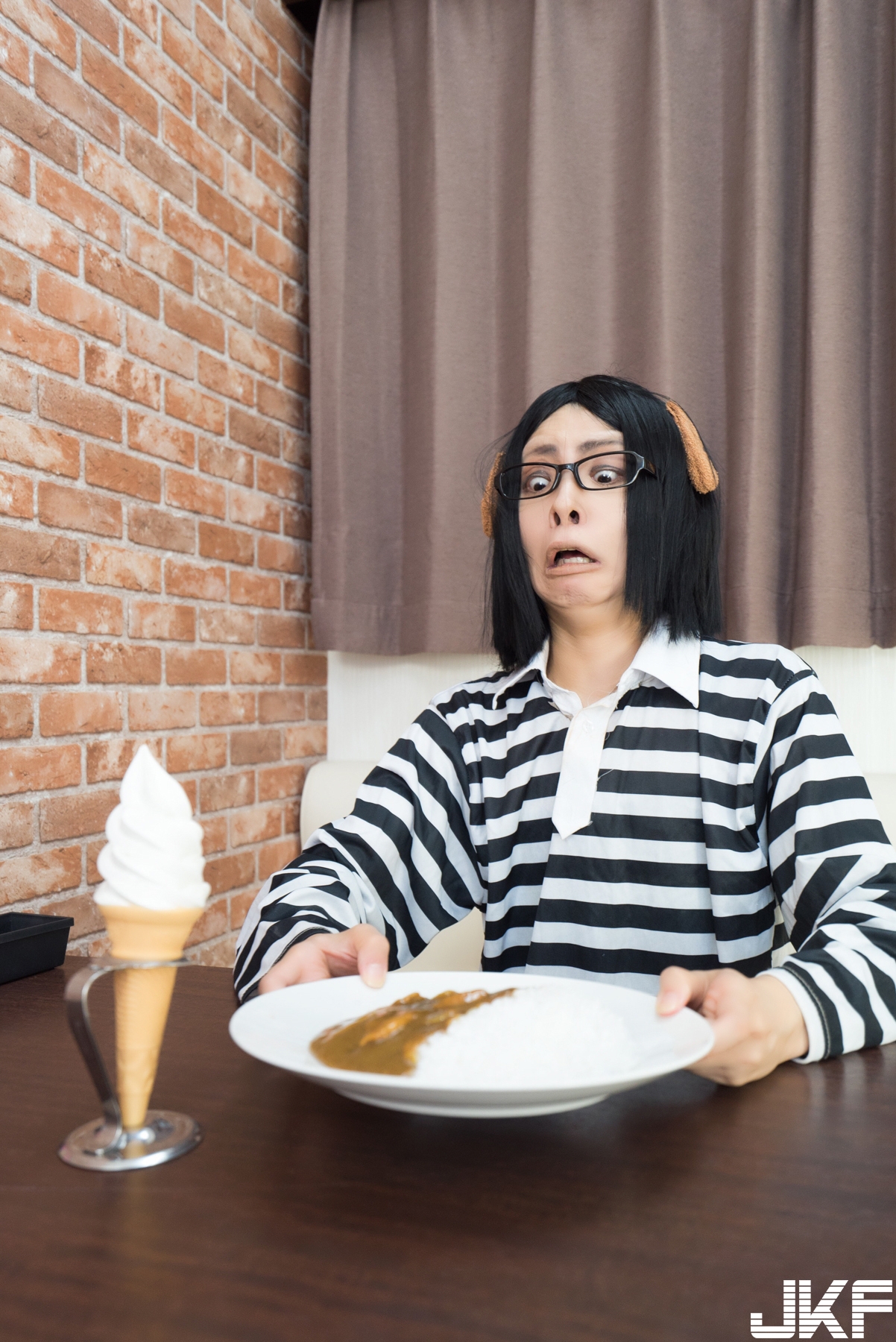 (cosplay) 監 ROM4 to 監獄カフェ .KURUPIKA (cosplay) 監 ROM4 to 監獄カフェ .KURUPIKA