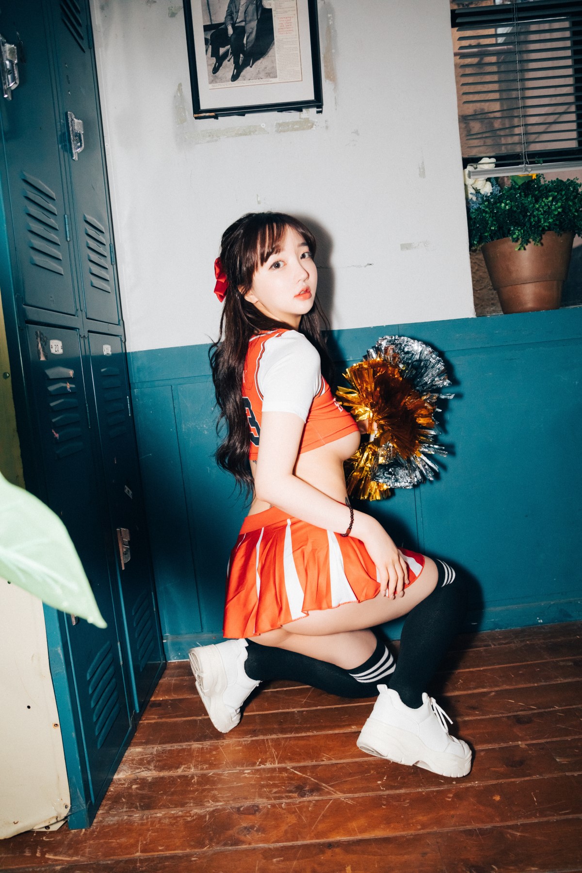 Loozy Son Ye-Eun 손예은 - Cheer Up Loozy Son Ye-Eun 손예은 - Cheer Up
