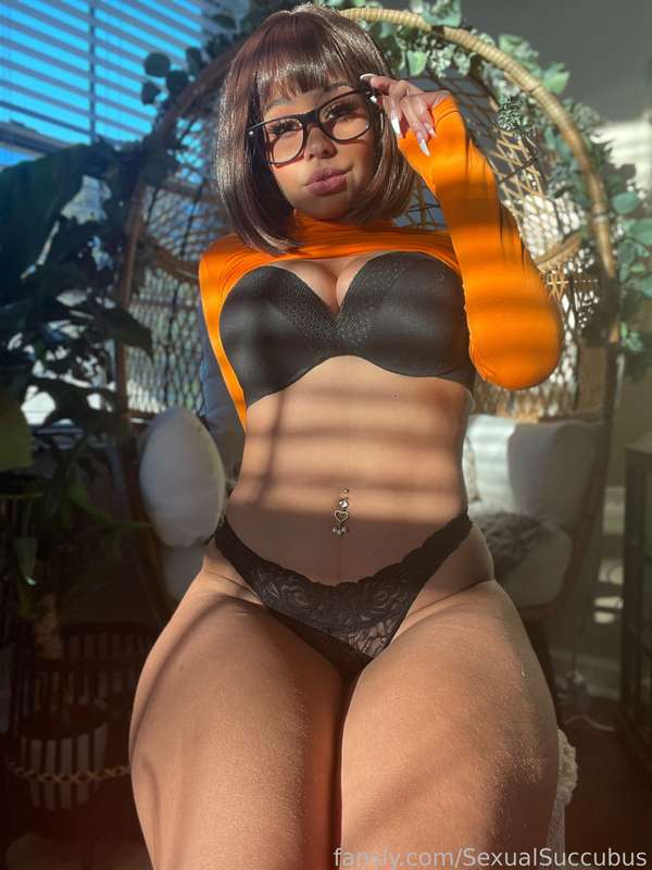 Sexual Sucubus - Velma Sexual Sucubus - Velma