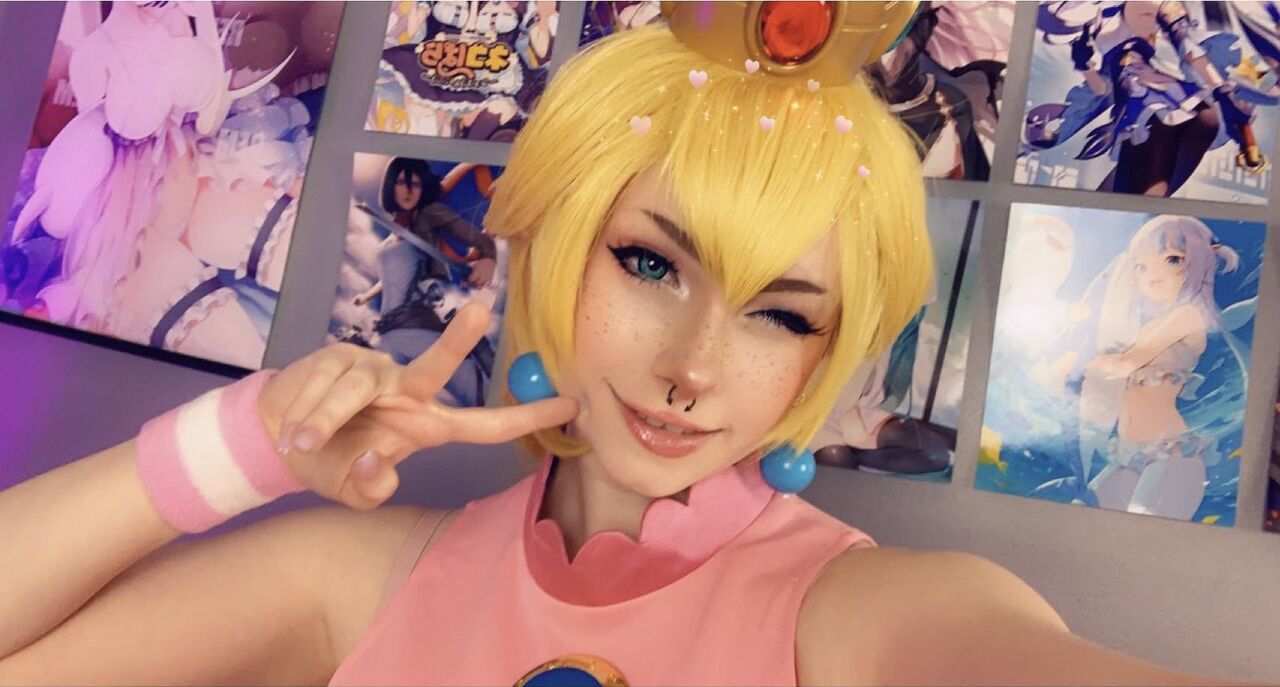 Toxicosplays - Tennis Peach Toxicosplays - Tennis Peach