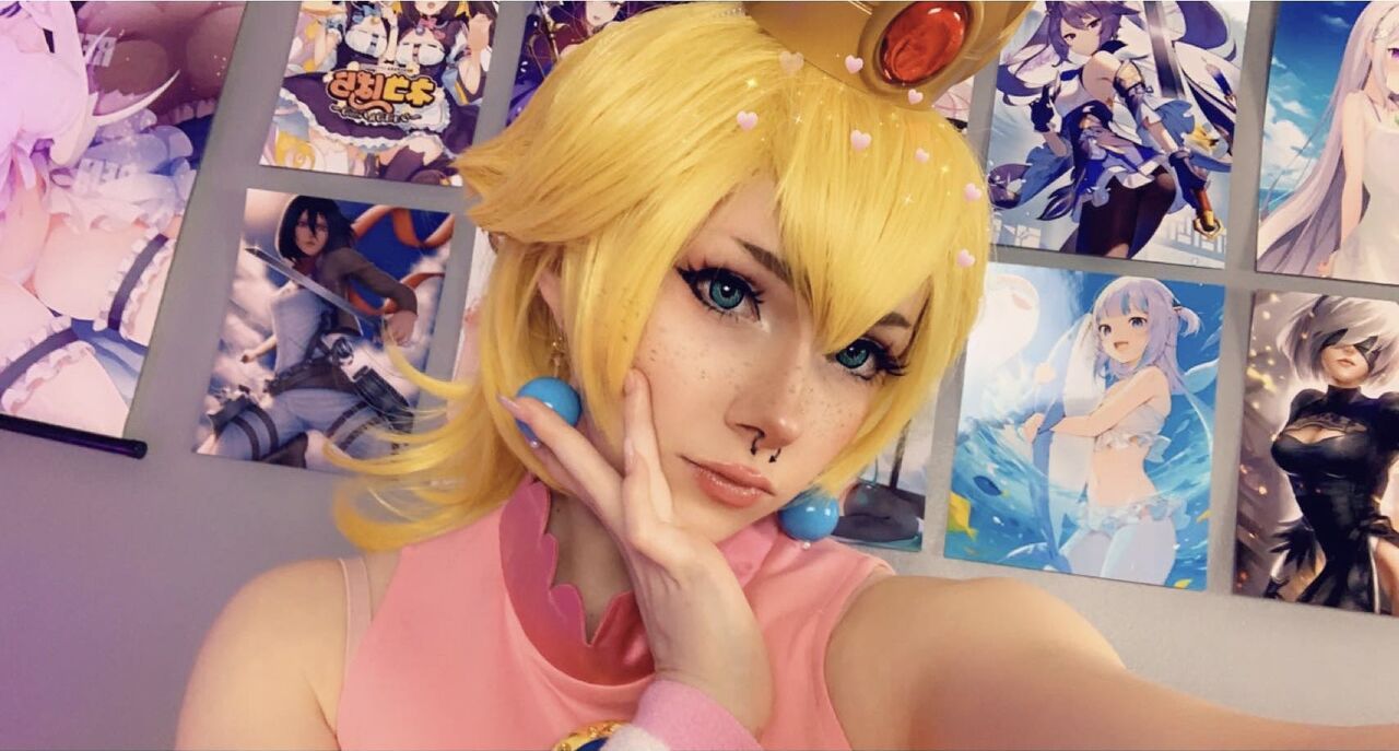 Toxicosplays - Tennis Peach Toxicosplays - Tennis Peach