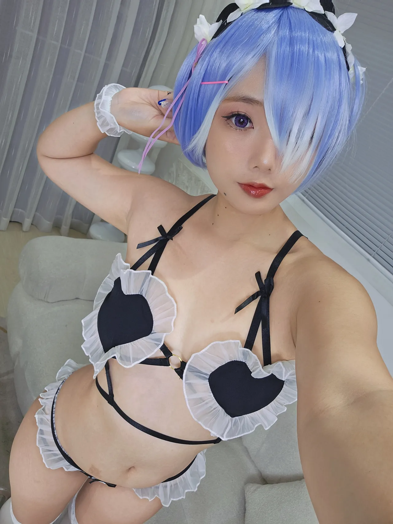 Messie Huang - Rem Messie Huang - Rem