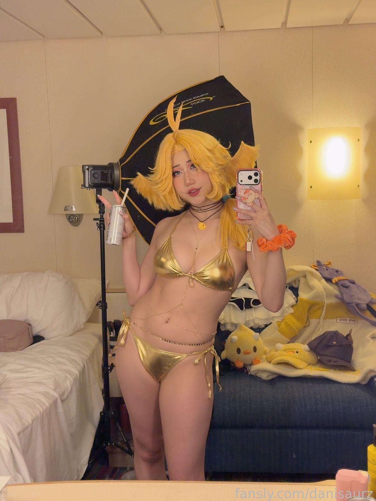 Danisaurz - Dokibird golden bikini Danisaurz - Dokibird golden bikini