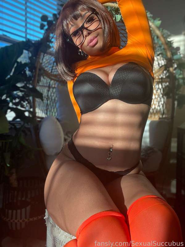 Sexual Sucubus - Velma Sexual Sucubus - Velma