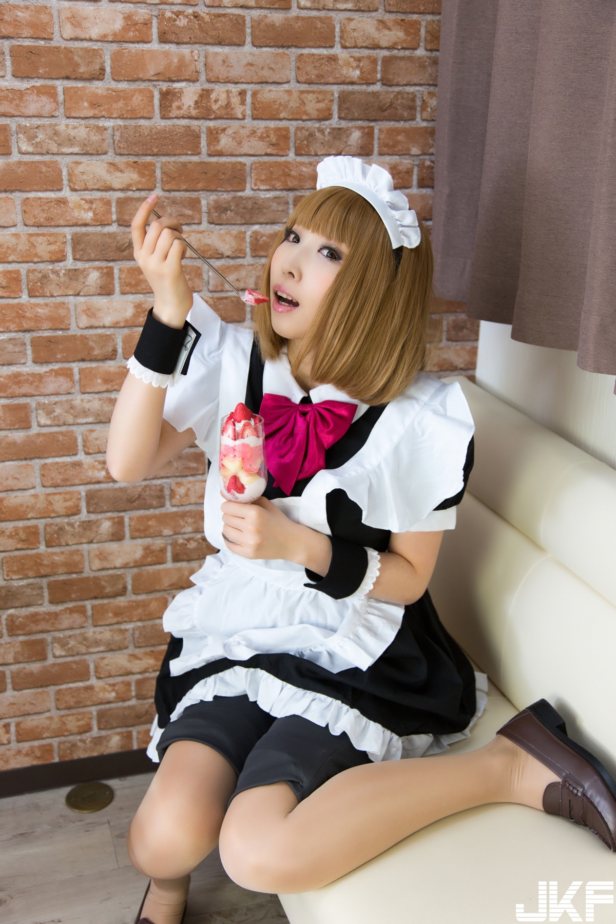 (cosplay) 監 ROM4 to 監獄カフェ .KURUPIKA (cosplay) 監 ROM4 to 監獄カフェ .KURUPIKA
