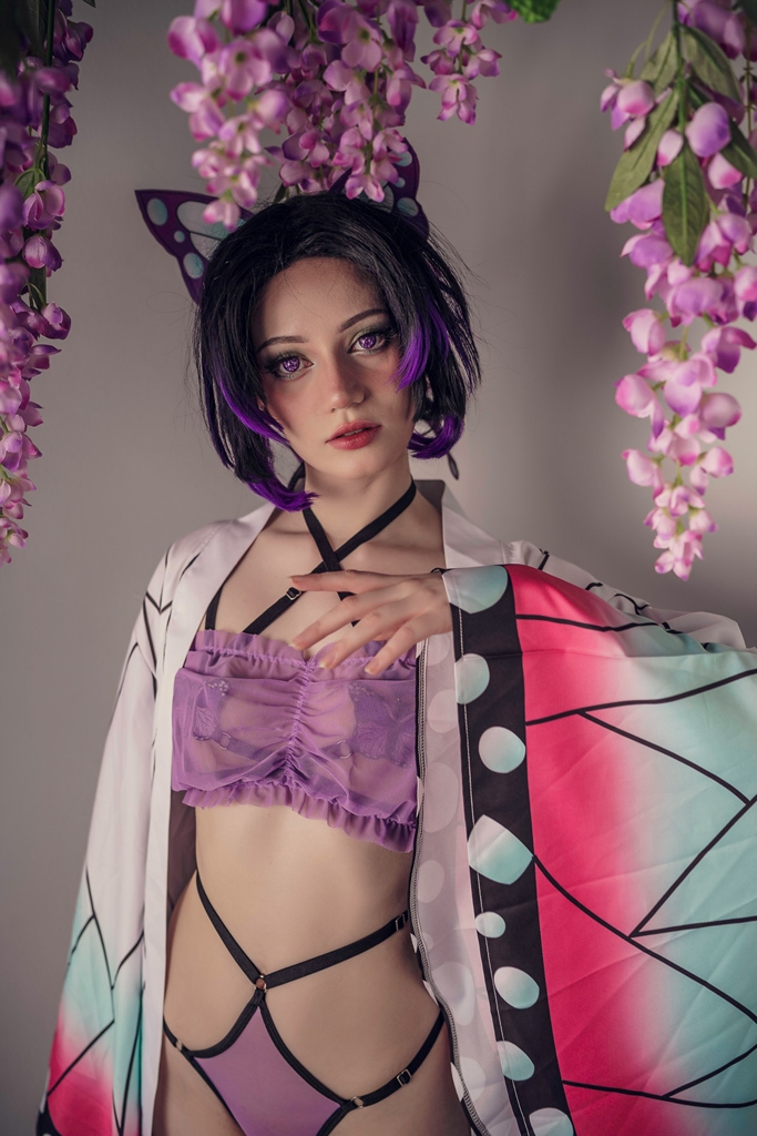 Moondays – Shinobu Kocho Moondays – Shinobu Kocho