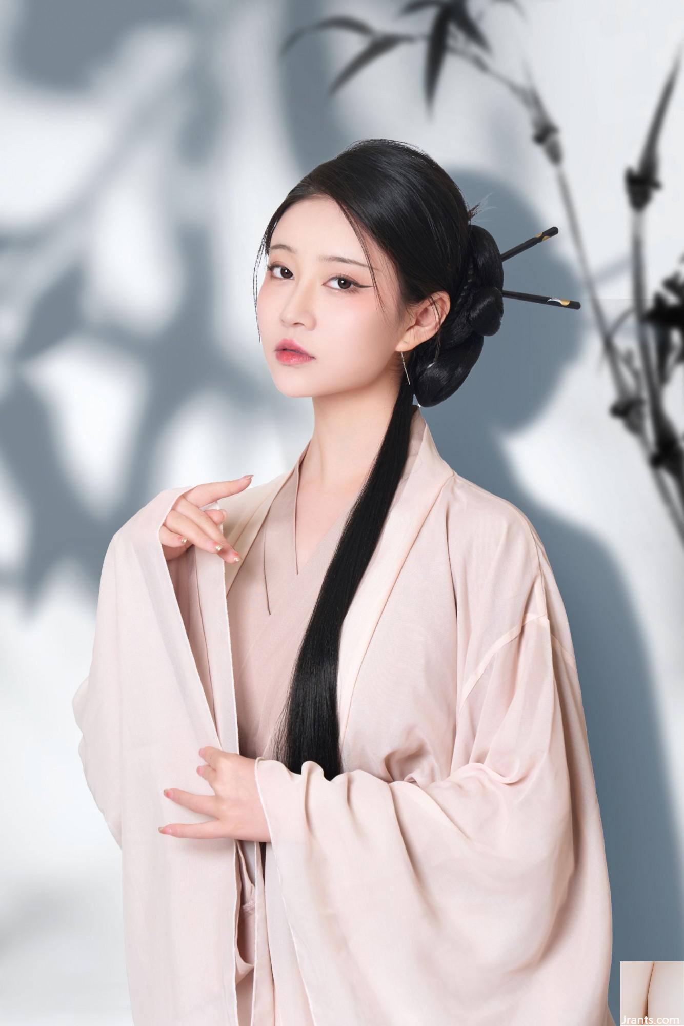 (Coser) Nian Nian – Qing Si (20P) (Coser) Nian Nian – Qing Si (20P)