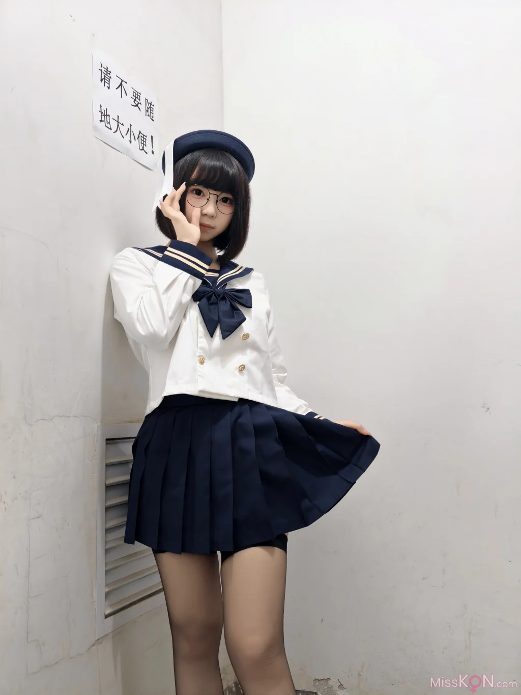 Coser@ Beast: Mushroom Head – JK Exposure (32 photos + 1 video) Coser@ Beast: Mushroom Head – JK Exposure (32 photos + 1 video)